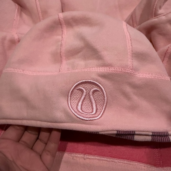 Lululemon Scuba Hooded Jacket - Picture 4 of 9